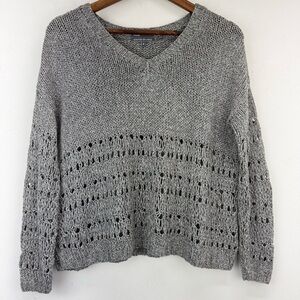 Vince size Small Women’s Gray Knitted By Hand V-neck Open Knit Pullover Sweater